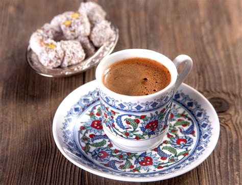 orta şekerli türk kahvesi tek kişilik